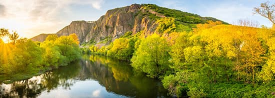 Fluss und Landschaft