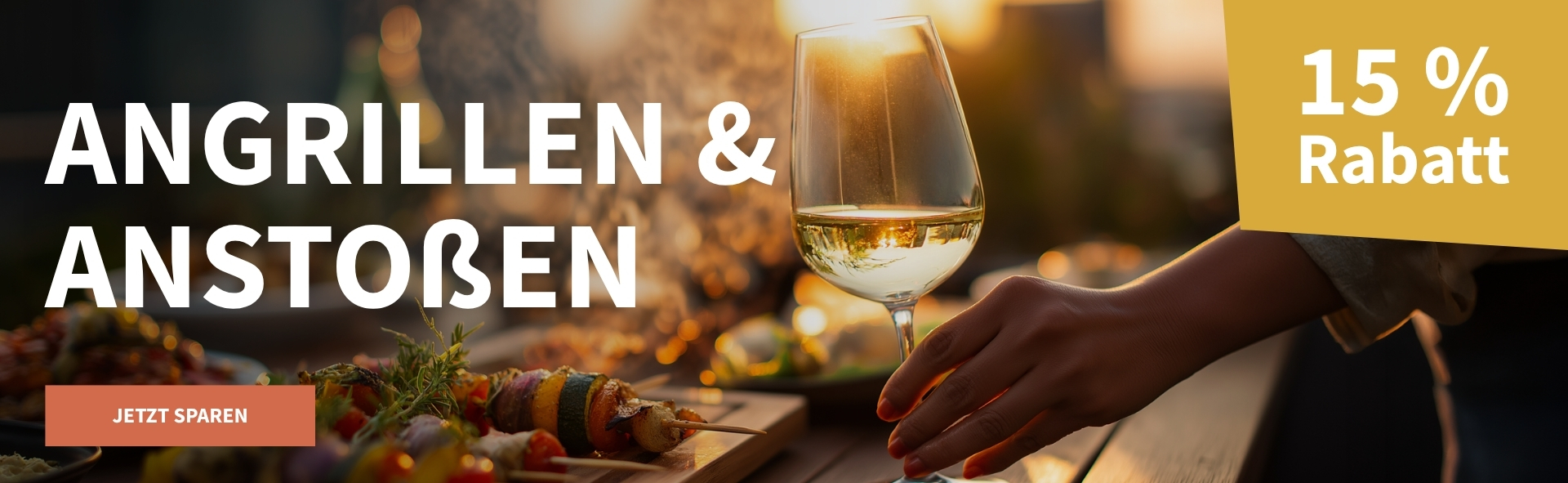 Meravino Weinaktion mit dem Slogan "Angrillen & Anstoßen". Im Hintergrund gegrillte Gemüsespieße und ein Glas Weißwein. Hinweis auf "15 % Rabatt". Unten Button "Jetzt sparen".
