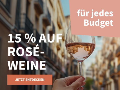 Meravino Weinaktion mit dem Slogan "15 % auf Rosé-Weine". Im Hintergrund eine Passage mit Hausfassaden, davor ein Glas Rosé, das in einer Hand gehalten wird. Hinweis auf "für jedes Budget". Unten Button "Jetzt entdecken".