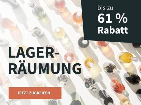 Meravino Weinaktion mit dem Slogan "Lagerräumung". Im Hintergrund mehrere Flaschen Wein auf weißem Untergrund. Hinweis auf "bis zu 61 % Rabatt". Unten Button "Jetzt zugreifen".
